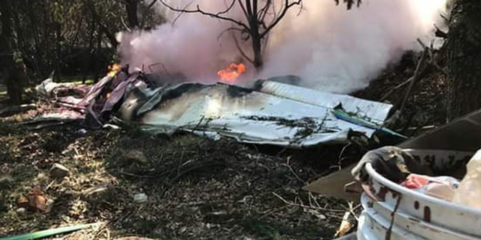 Desplome de avioneta en Atizapán deja dos muertos