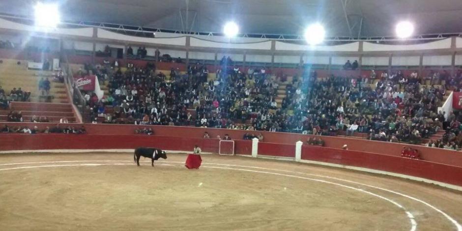 Matador invita al "Mijis" a conocer las corridas de toros antes de prohibirlas