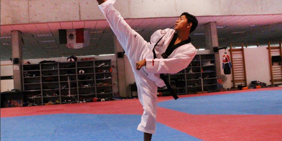 Juan Diego García consigue oro para México en ParaTaekwondo en Turquía