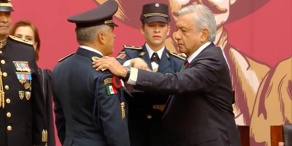 Ejército refrenda lealtad a López Obrador