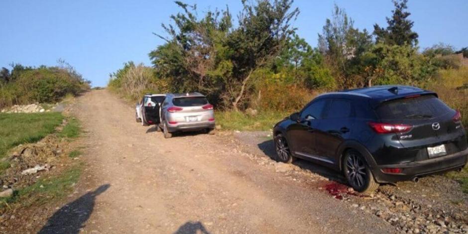 Encuentran siete cuerpos dentro de camionetas en Tonalá