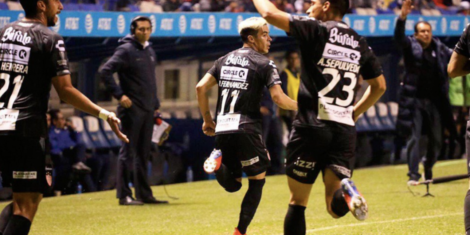 Necaxa golea como visitante 4-1 al Puebla en Liga MX