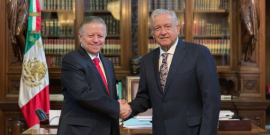 El Presidente Andrés Manuel López Obrador con Arturo Zaldívar Lelo de Larrea.