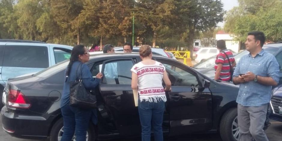 Dan cristalazo a automóvil del alcalde de Cuautitlán Izcalli