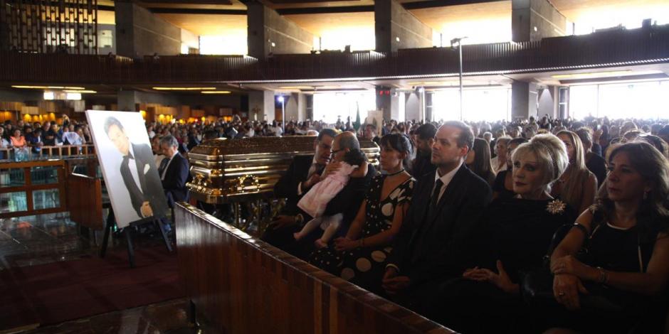 FOTOS: Despiden a José José con misa en la Basílica de Guadalupe