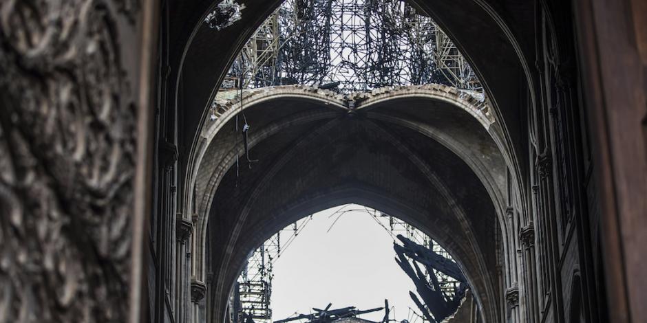 VIDEO: Muestran daños dentro de la Catedral de Notre Dame tras incendio