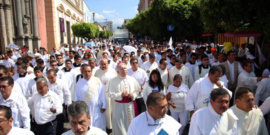Obispo de Cuernavaca pide a criminales enderezar su camino