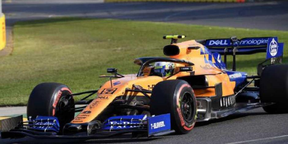 VIDEO: Garrafal error en la zona de pits de McLaren