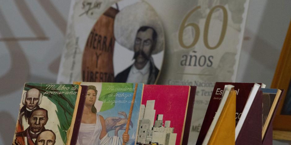 Gobierno de México convoca a proveedores de papel para libros de texto gratuito