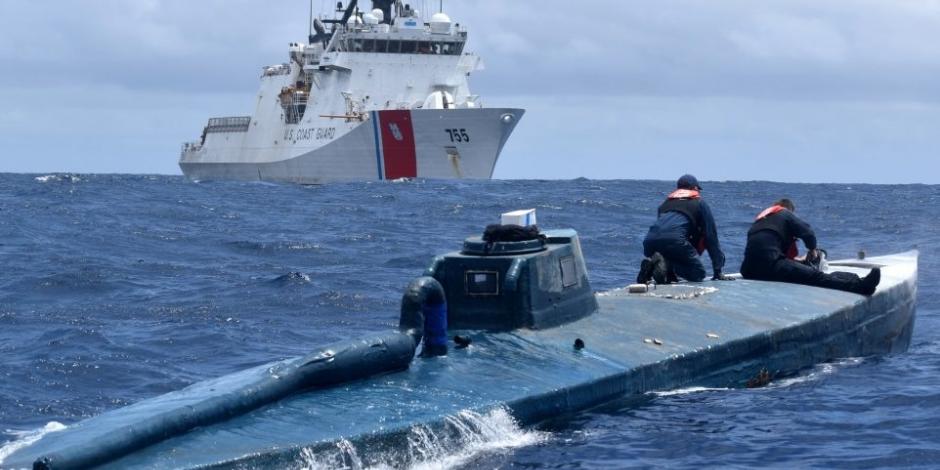 Celebra Trump detención de submarino cargado con cocaína