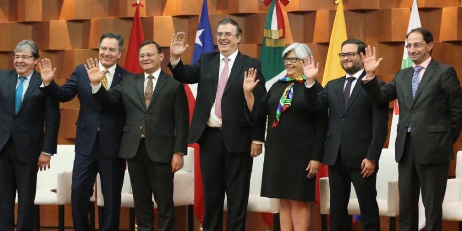 Alianza del Pacífico respeta posición de México sobre Venezuela