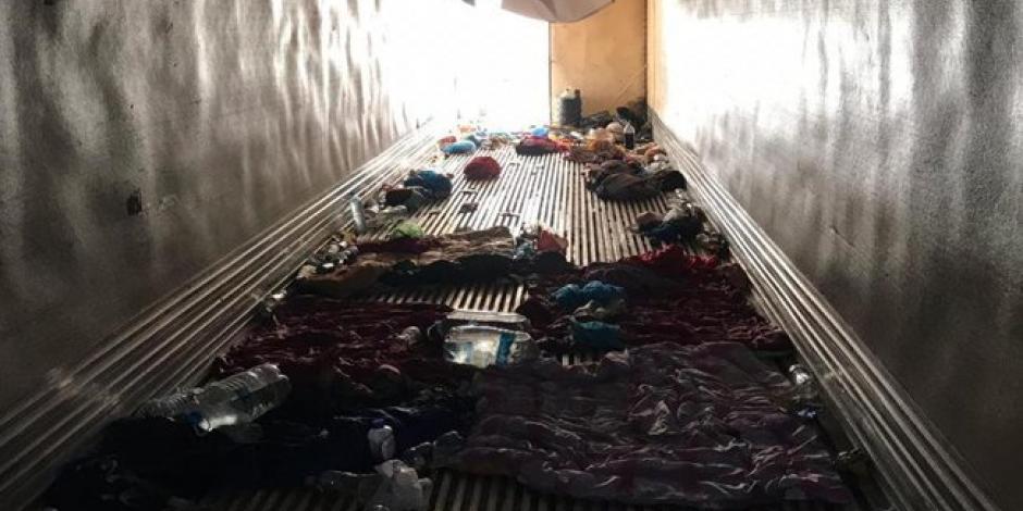 Rescatan en Veracruz a 146 migrantes que viajaban hacinados en un tráiler