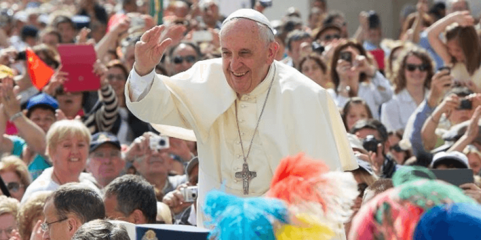 Papa Francisco insta al diálogo para terminar violencia en Chile