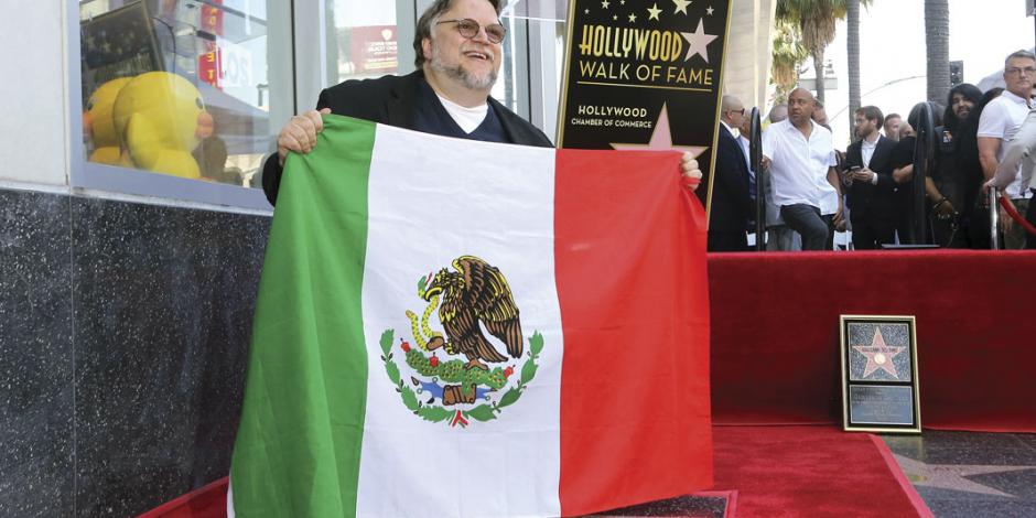 Del Toro, en homenaje en EU: soy mexicano y soy inmigrante
