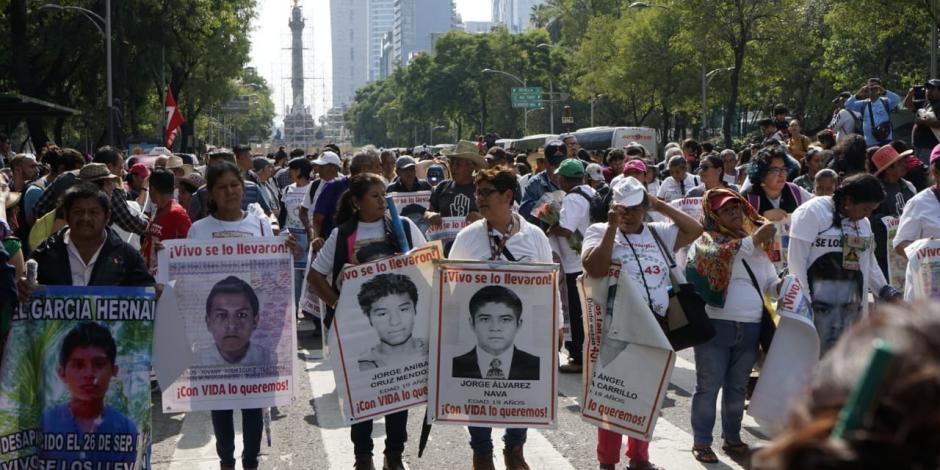 FOTOS Y VIDEO: Así se vivió la marcha a 5 años de la desaparición de los 43