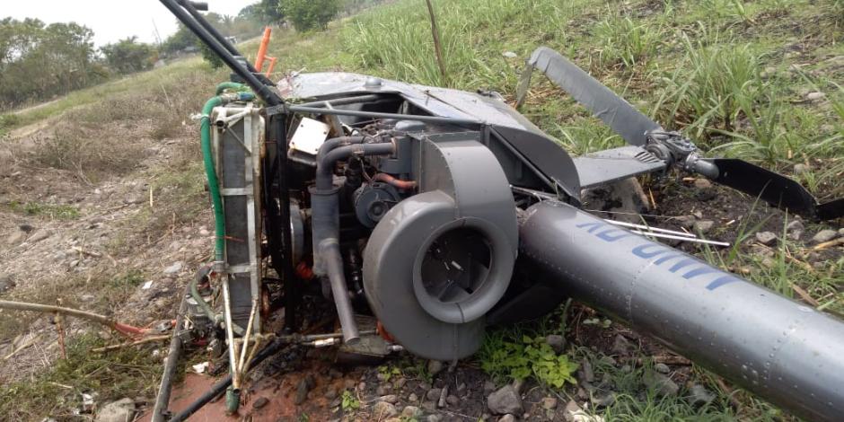 Helicóptero se desploma durante fumigación en Puente Nacional, Veracruz