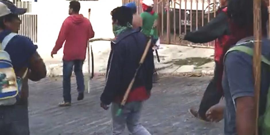 VIDEO: Campesinos disidentes protestan en vialidades de Tuxtla Gutiérrez