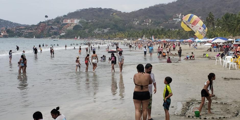 Guerrero sigue atrayendo a decenas de turistas