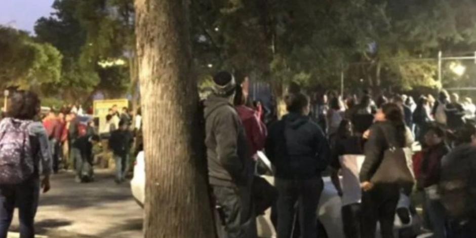Por segunda vez, protestan con bloqueo en UNAM por cátedra de Anaya
