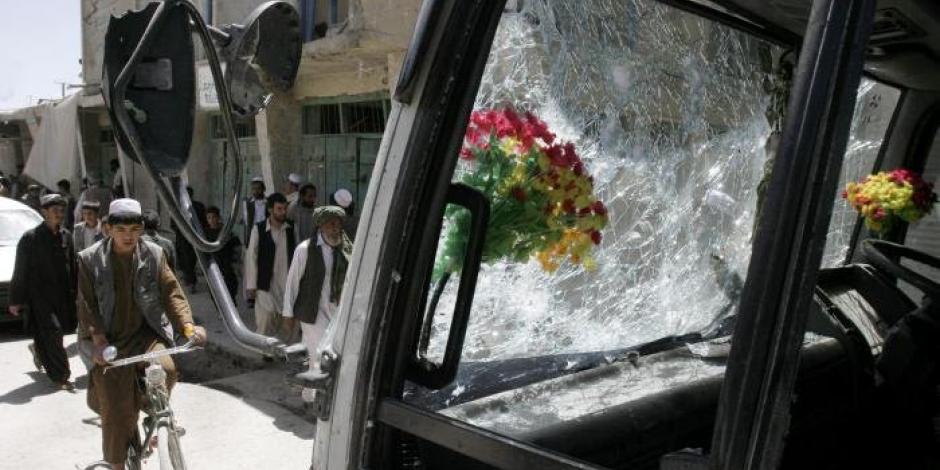 17 muertos y 80 heridos dejan ataques a mercado y mezquita en Afganistán