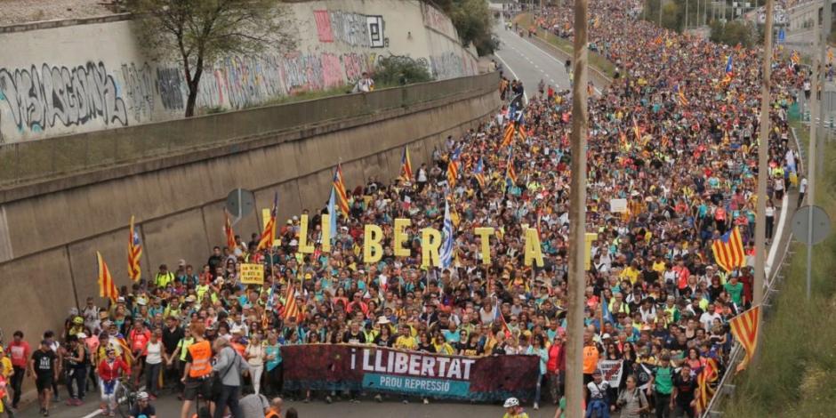 Quinto día de huelgas y protestas paraliza Cataluña
