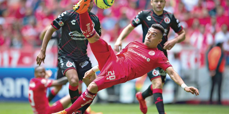 Toluca golea a Xolos y llega a su final 12 de la Liga MX