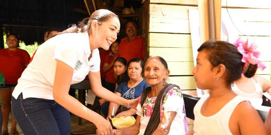 Candy Ayuso se compromete a impulsar el campo en Quintana Roo