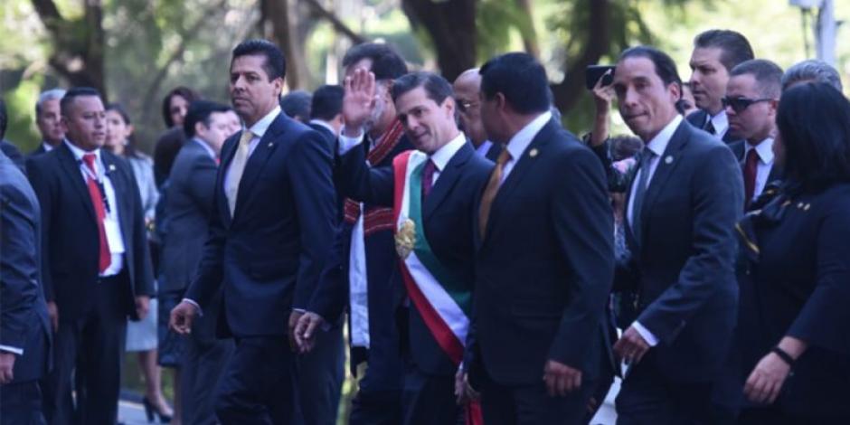 Peña Nieto, Evo Morales y Felipe VI saludan en San Lázaro