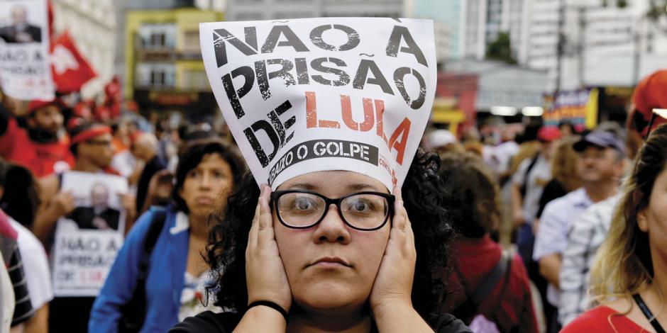 Lula rebasa plazo y negocia su entrega a las autoridades