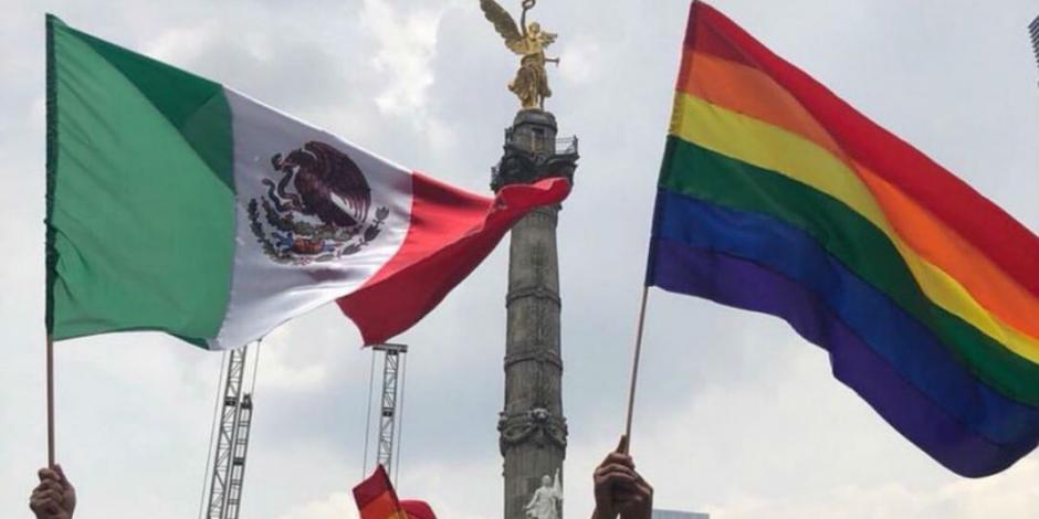 FOTOS: Marcha del Orgullo LGBTTTI y fanáticos del Tri conviven en el Ángel