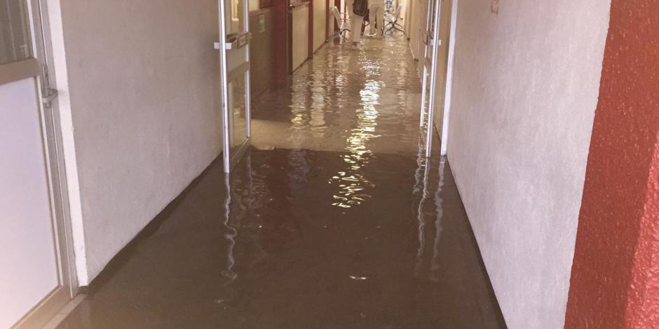 Se inunda Hospital General de Ticomán por tormenta