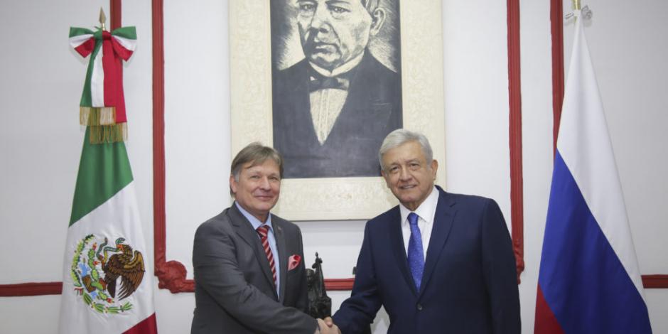 Se reúne López Obrador con Viktor V. Koronelli, embajador de Rusia