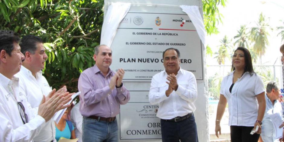 Inauguran Héctor Astudillo y director de Conagua el sistema de agua de San Jerónimo