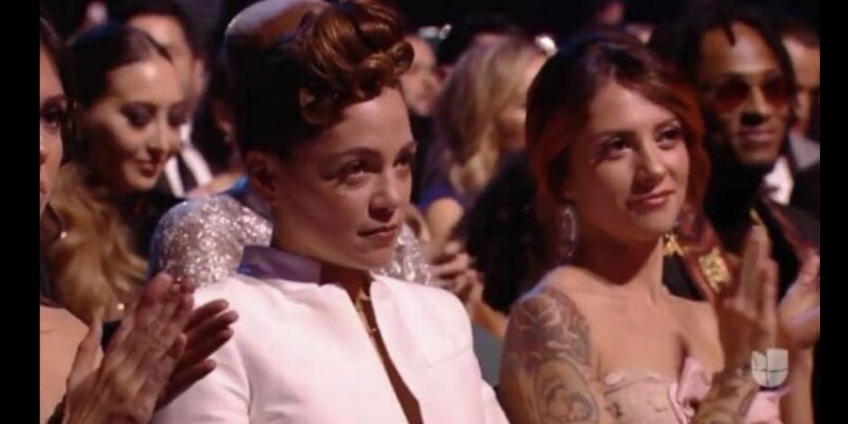 Los memes por el gesto de Natalia Lafourcade a Maluma en los Grammys