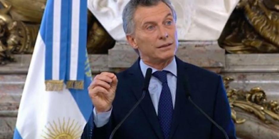 Argentina prepara medidas para frenar crisis económica