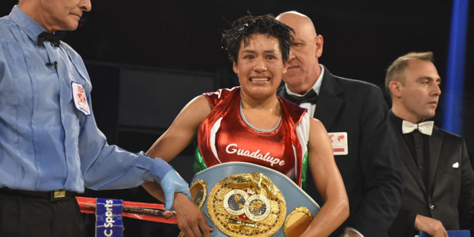 Boxeadora mexicana Guadalupe Bautista conquista título mundial en Argentina