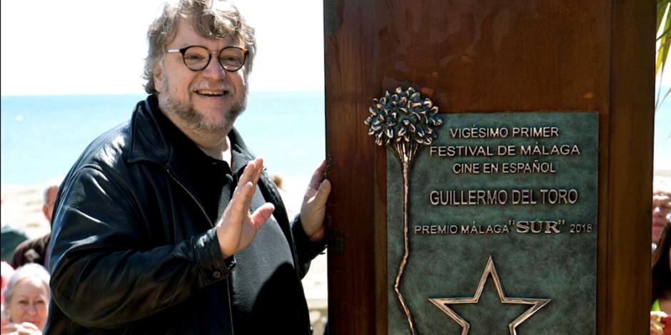 Hay que hacer filmes que te urja verlos: Del Toro