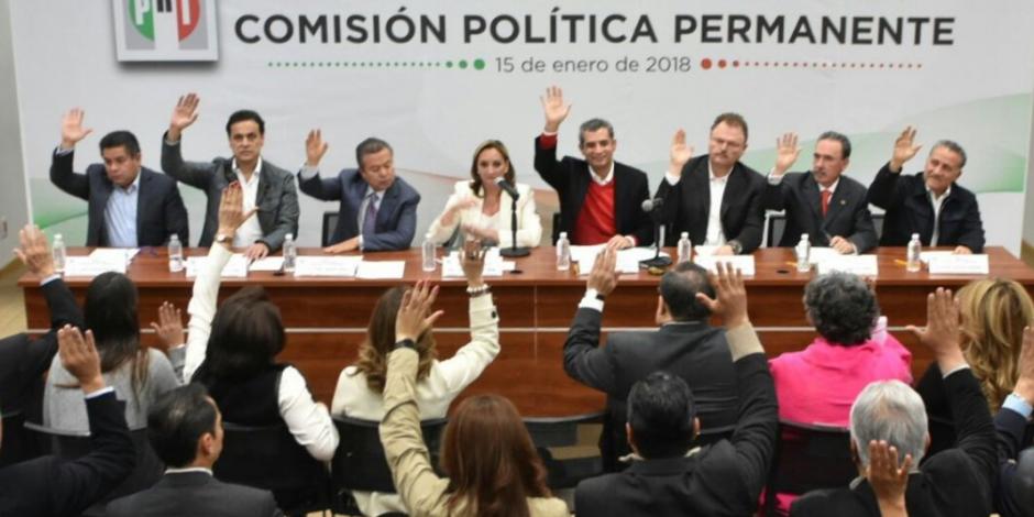 Cambia PRI nombre a coalición; va Meade con "Todos por México"