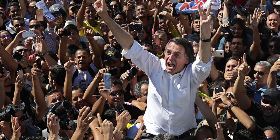 Bolsonaro ahonda ventaja 4 puntos más tras su ataque