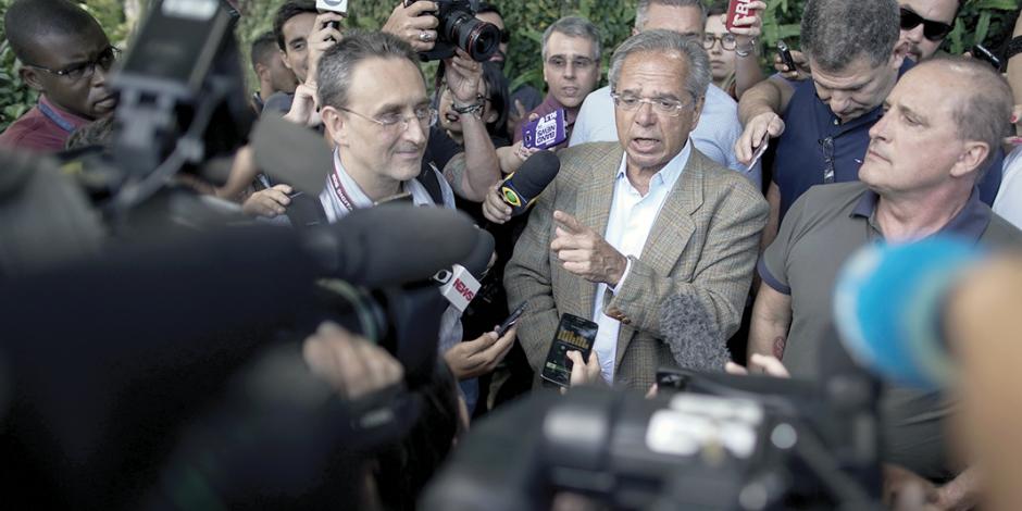 Ambición de Bolsonaro abona a crisis argentina