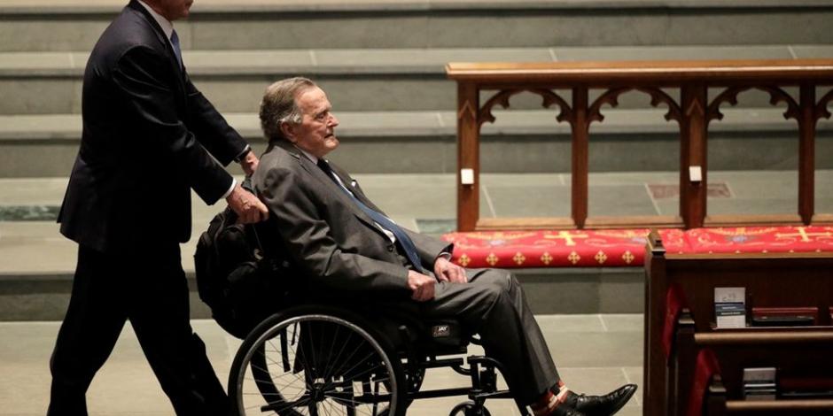 Hospitalizan al expresidente George H. W. Bush por infección en la sangre