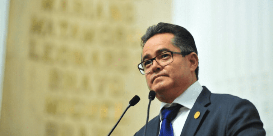 Reconoce Leonel Luna a trabajadores del gobierno de la CDMX