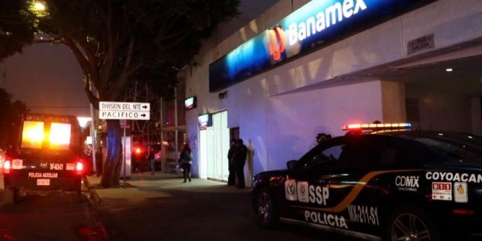 Intentan asaltar sucursal bancaria en CDMX pero les cae la Policía