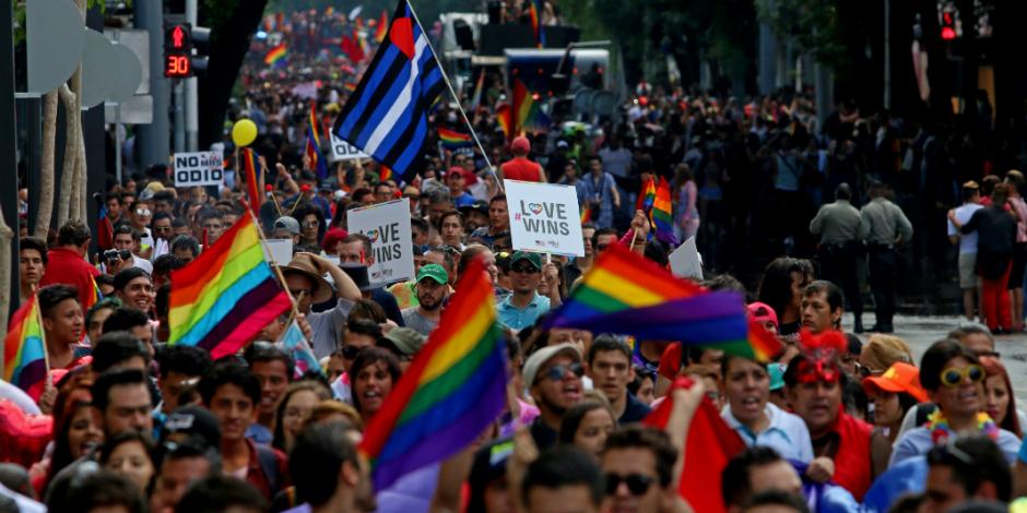 Pide CNDH sanciones por discriminación contra comunidad LGBTTTI+