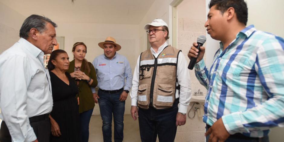 Entrega Graco Ramírez primera casa reconstruida en Yautepec, Morelos tras sismo