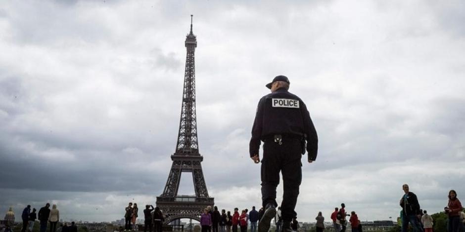 Hombre ataca con un cuchillo a 7 personas en París