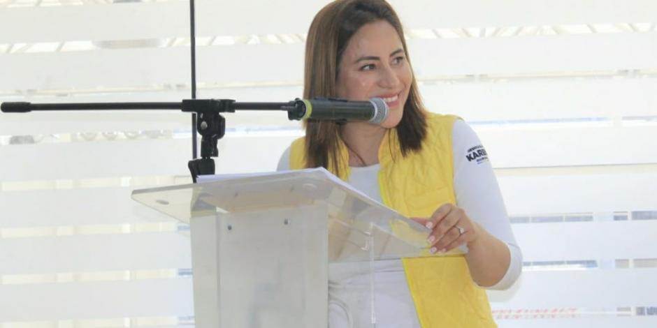 Karen Quiroga se compromete a gestionar recursos para Iztapalapa