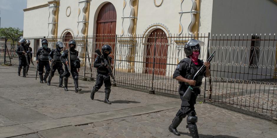Liberan sitio en iglesia de Nicaragua; reportan dos estudiantes muertos