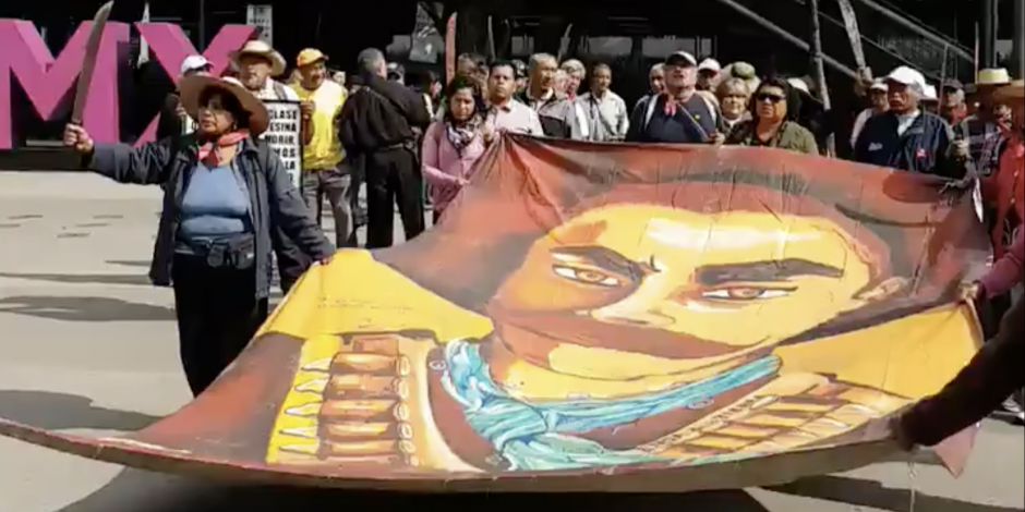 Macheteros de Atenco piden que AMLO los atienda; protestan por NAIM
