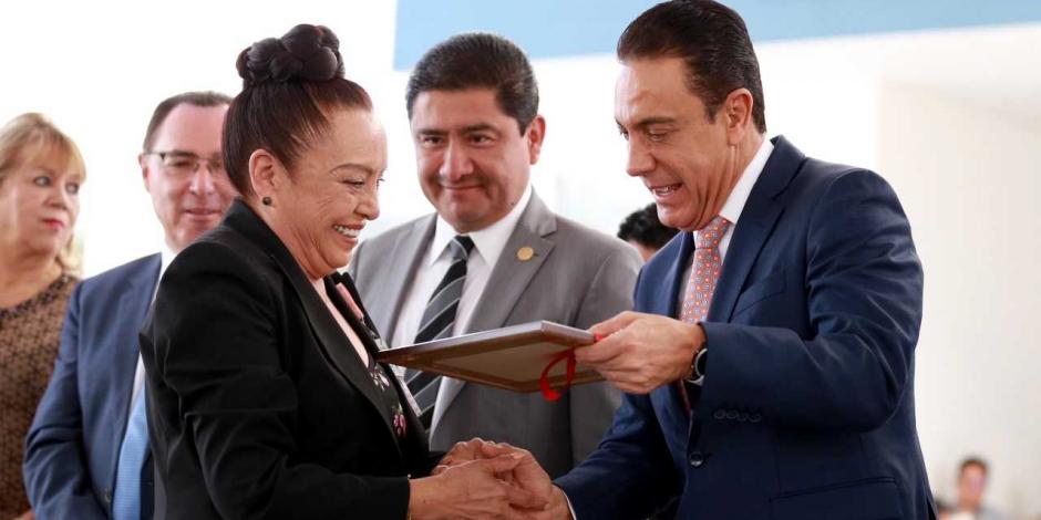 Gobernador de Hidalgo celebra 40 aniversario de Hospital General de Pachuca